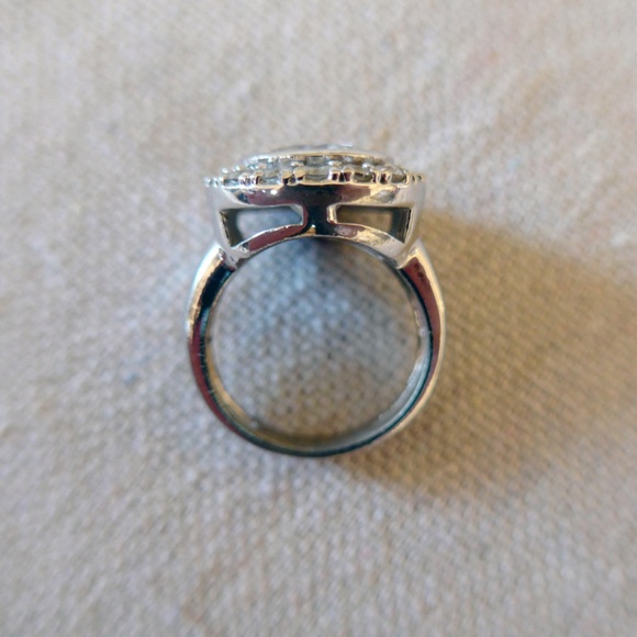 Banana Republic Women Size 6 Cocktail Ring - Picture 2 of 7